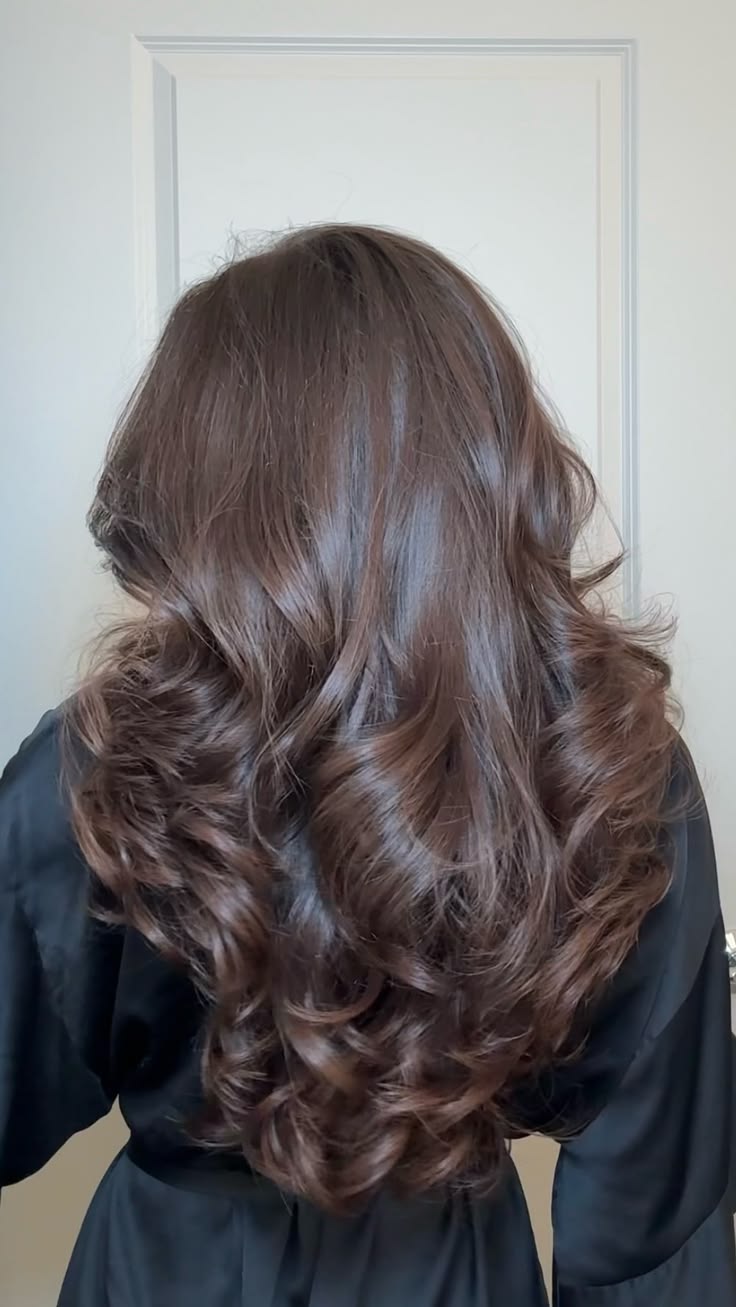 Comment donner du volume à ses cheveux sans les fragiliser ?